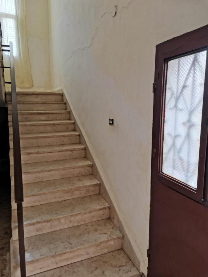 Alice & Andrew Apt. Few Steps To Madaba Old City Center Exterior photo