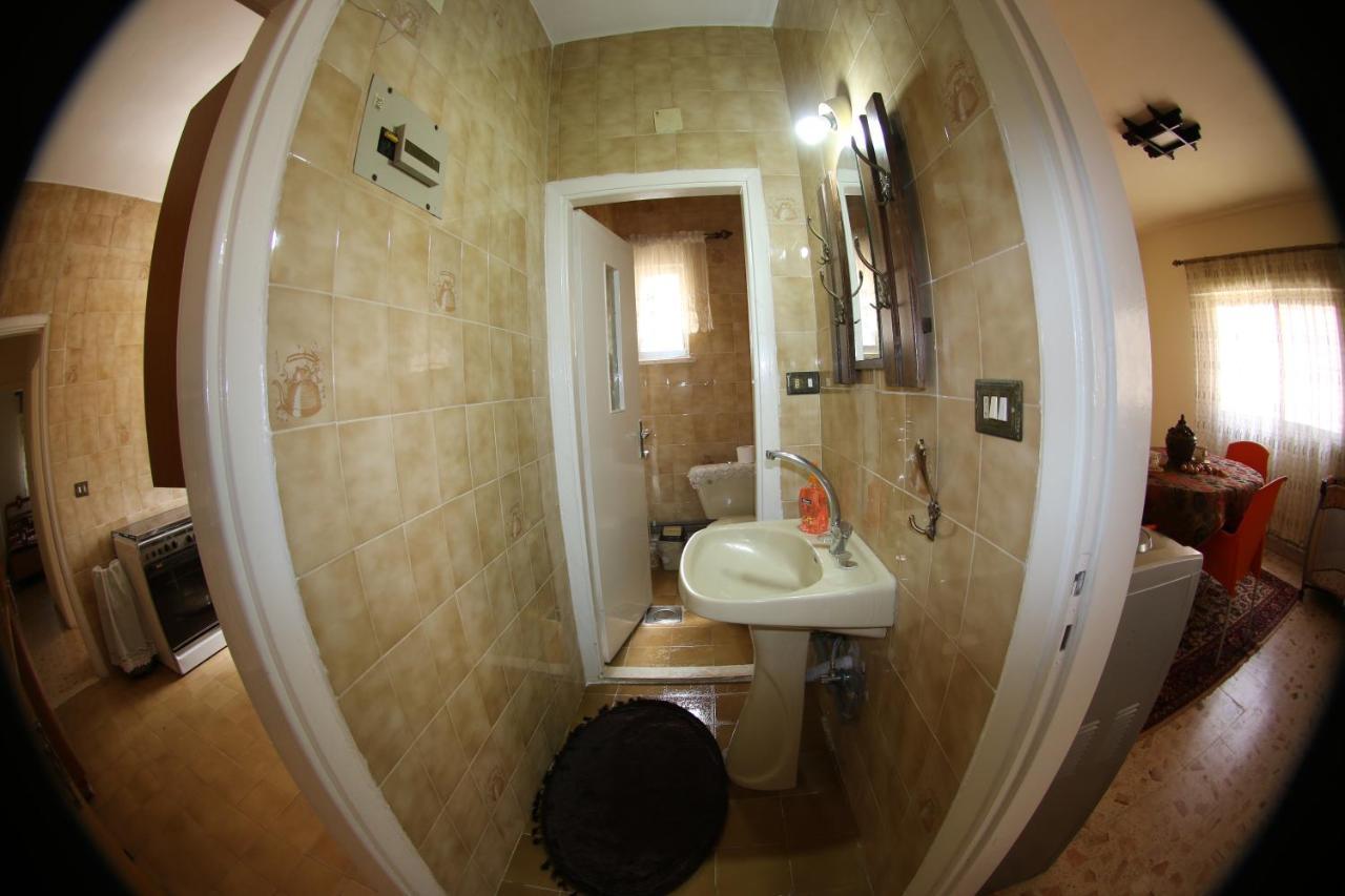 Alice & Andrew Apt. Few Steps To Madaba Old City Center Exterior photo